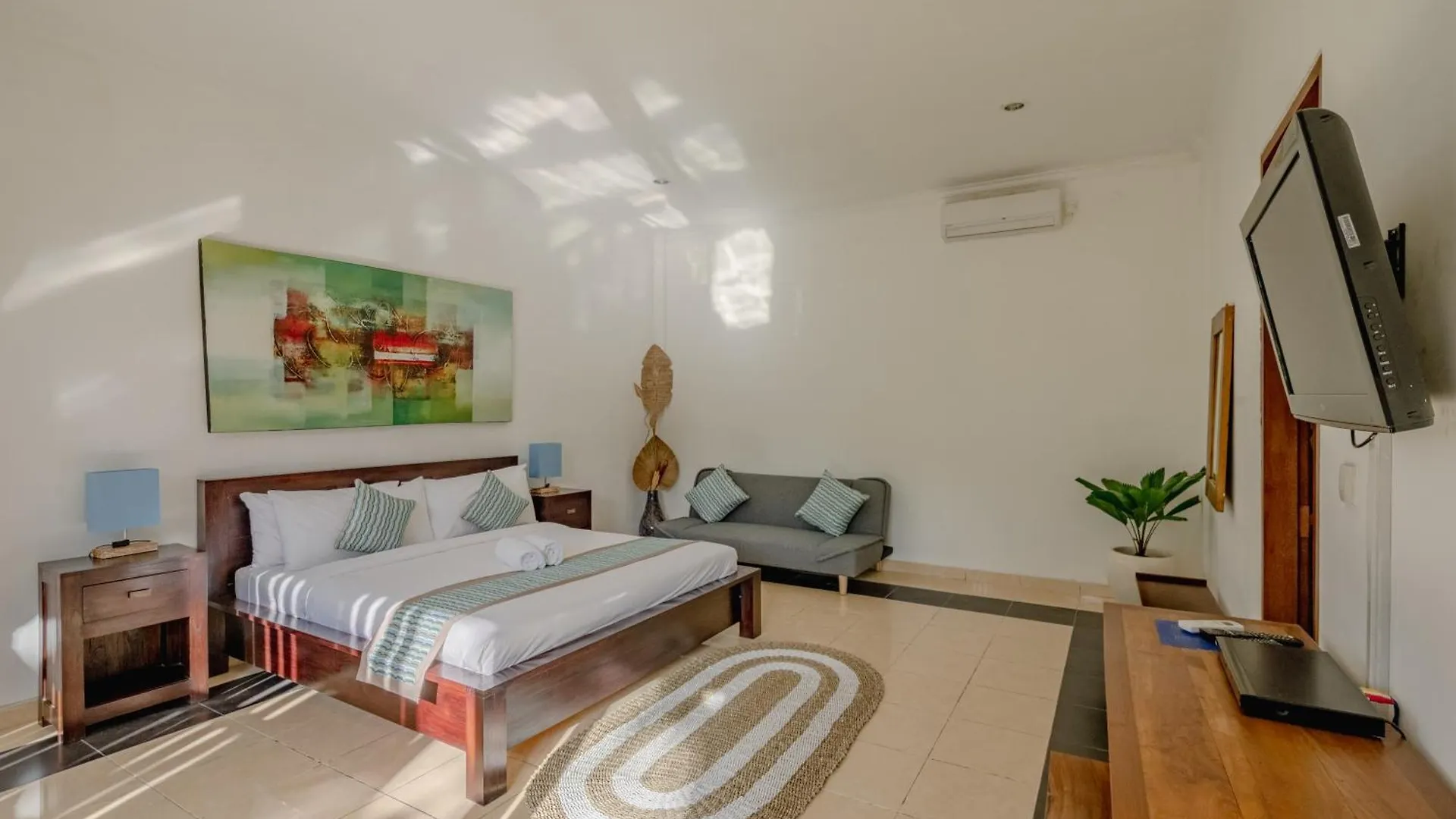5 Bedroom Villa In Centre Location Of Seminyak