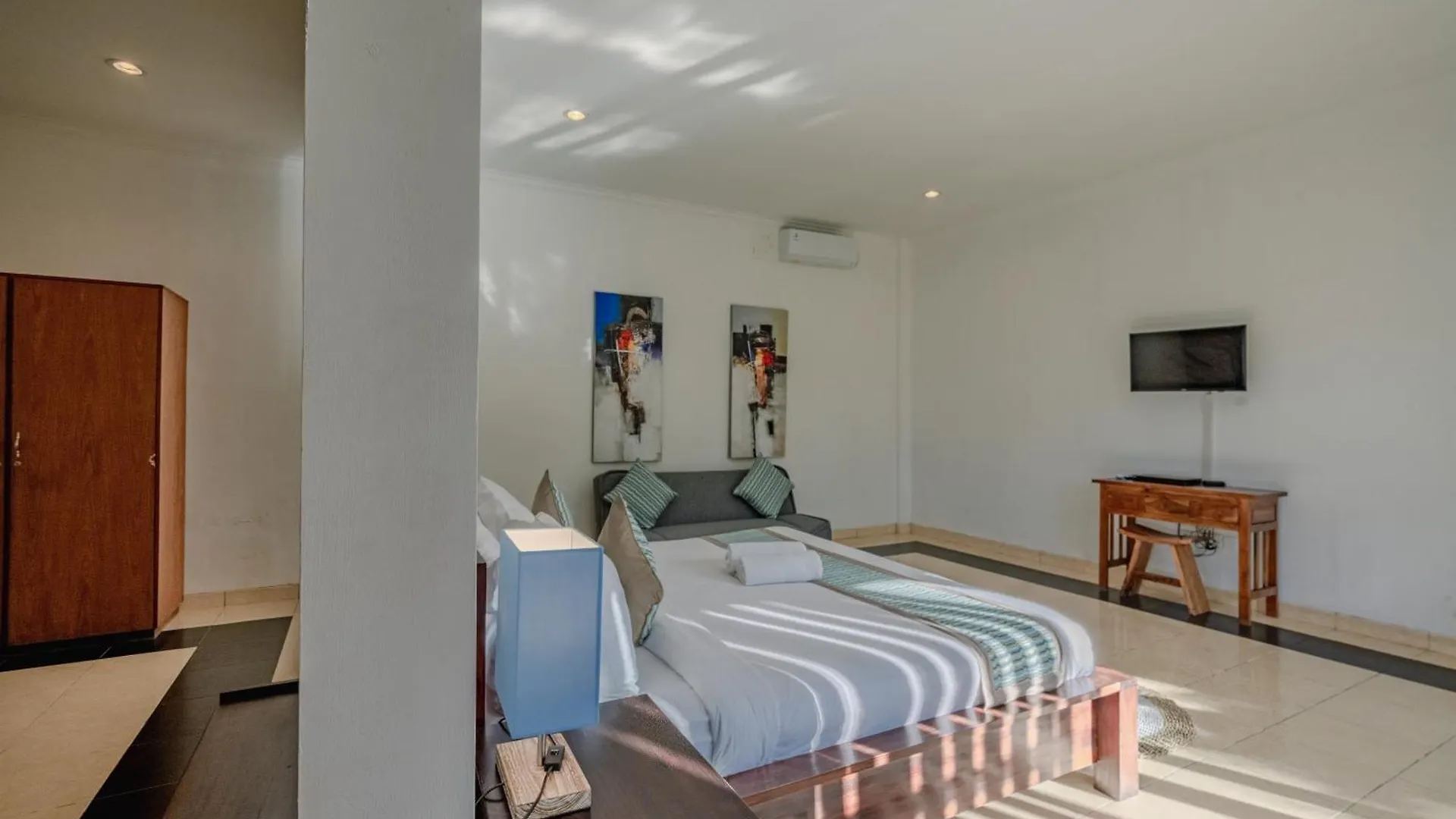 5 Bedroom Villa In Centre Location Of Seminyak