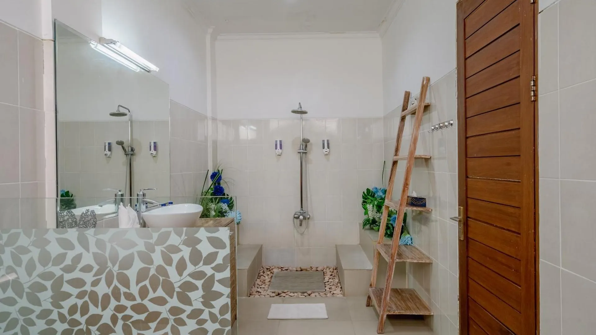 5 Bedroom Villa In Centre Location Of Seminyak Indonesia