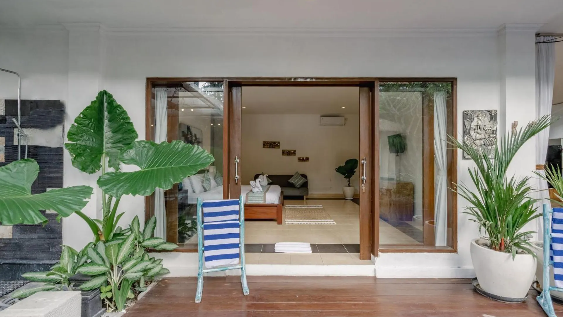 5 Bedroom Villa In Centre Location Of Seminyak